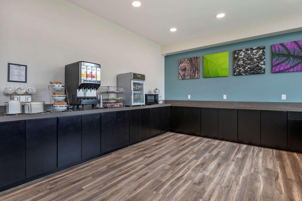 Mainstay Suites Waukee-West Des Moines Esterno foto