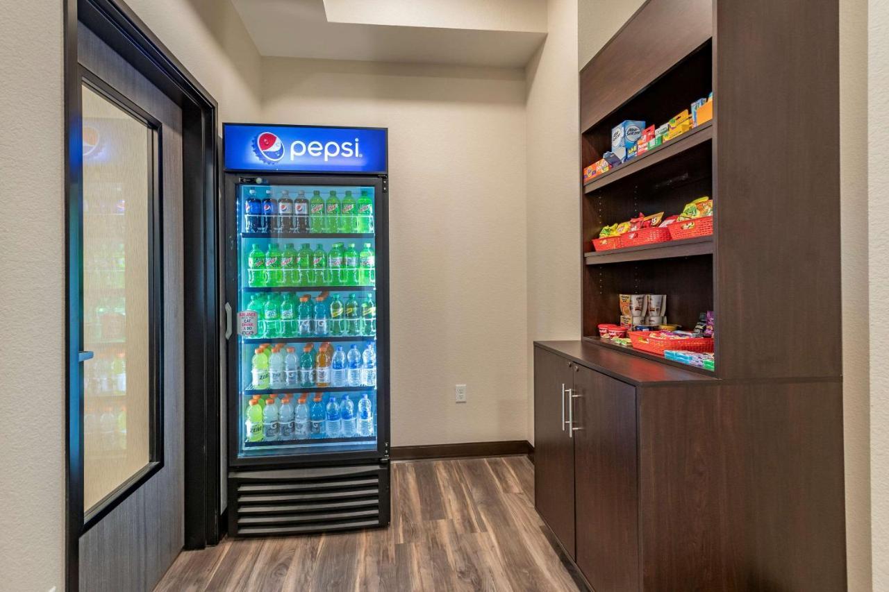 Mainstay Suites Waukee-West Des Moines Esterno foto